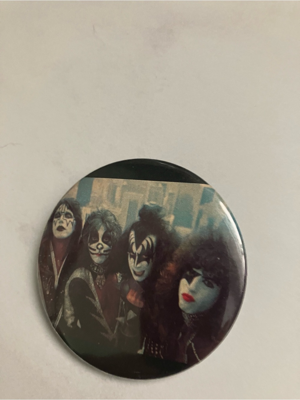 Vintage 1976 KISS Pinback Button Featuring Ironic Band in Full Makeup - Picture 2 of 5